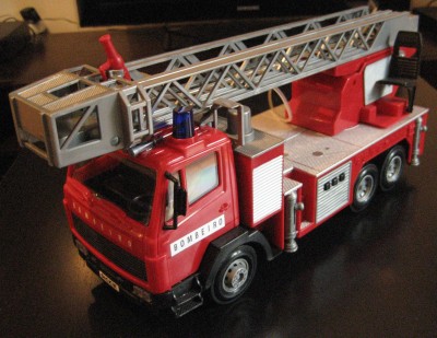 Mercedes-Benz E.07-09.JPG