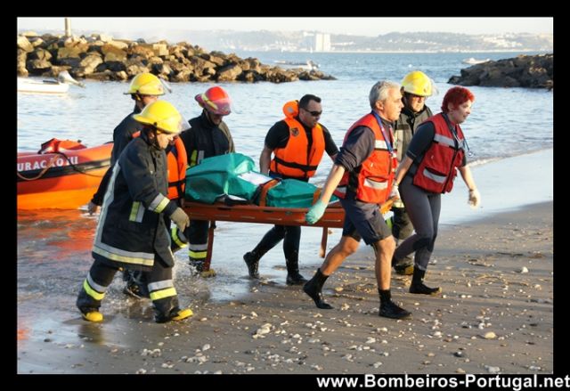 simulacro-salvamento maritimo-B-V-Paço De Arcos-22-11-2008 - 10