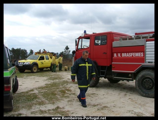 Fogo Controlado Mata S. Pedro 30Mar07 - 9