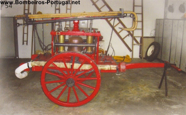 54 - Bomba Braçal - B.V. São Mamede de Riba Tua