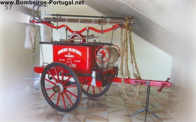 57 - Bomba Braçal - B.V. Coimbrões