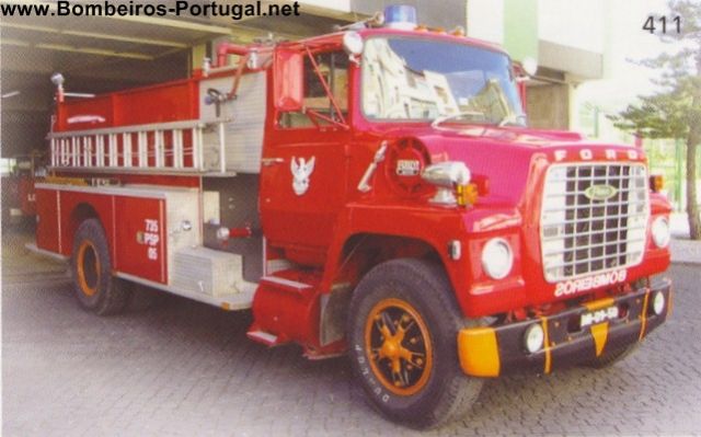 411 - Ford 800 - B.V. Loures
